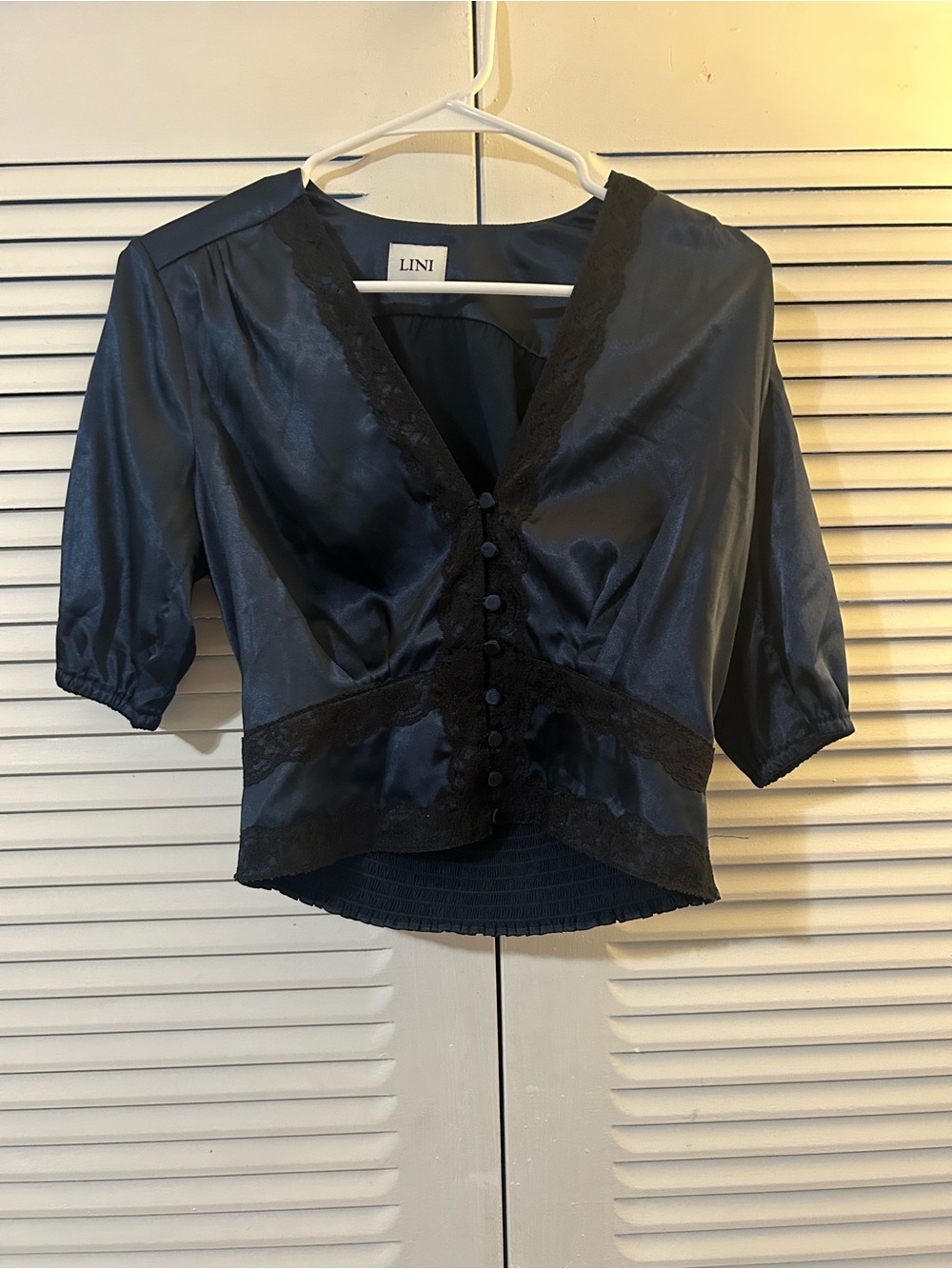 LINI Satin V-Neck Buttoned Lace Trim Women's Top